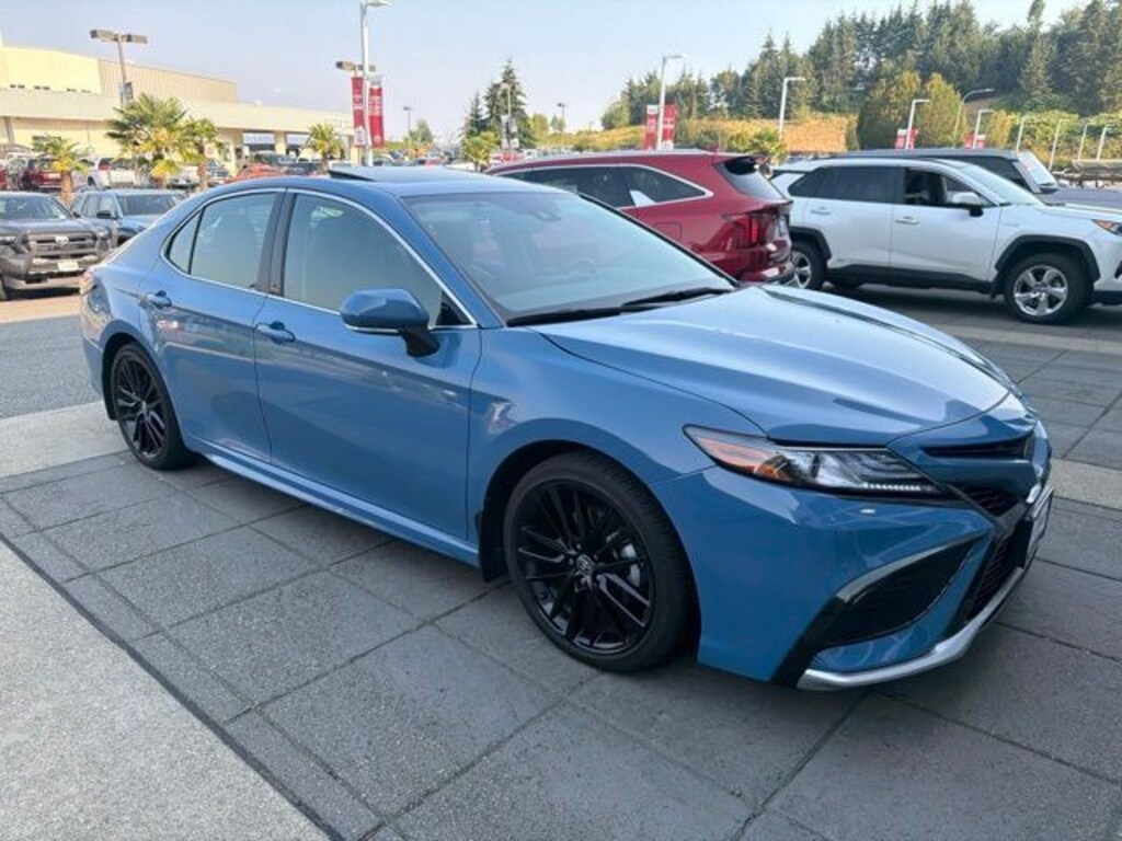 Used 2023 Toyota Camry Hybrid XSE Sedan