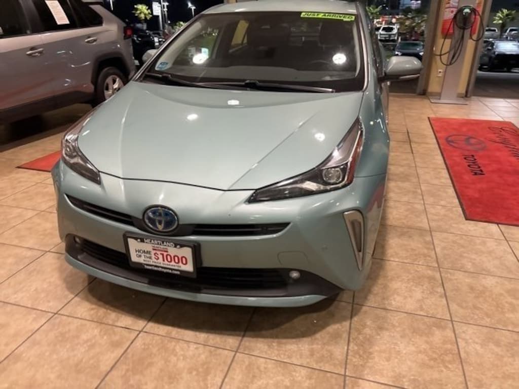 Used 2021 Toyota Prius Hatchback