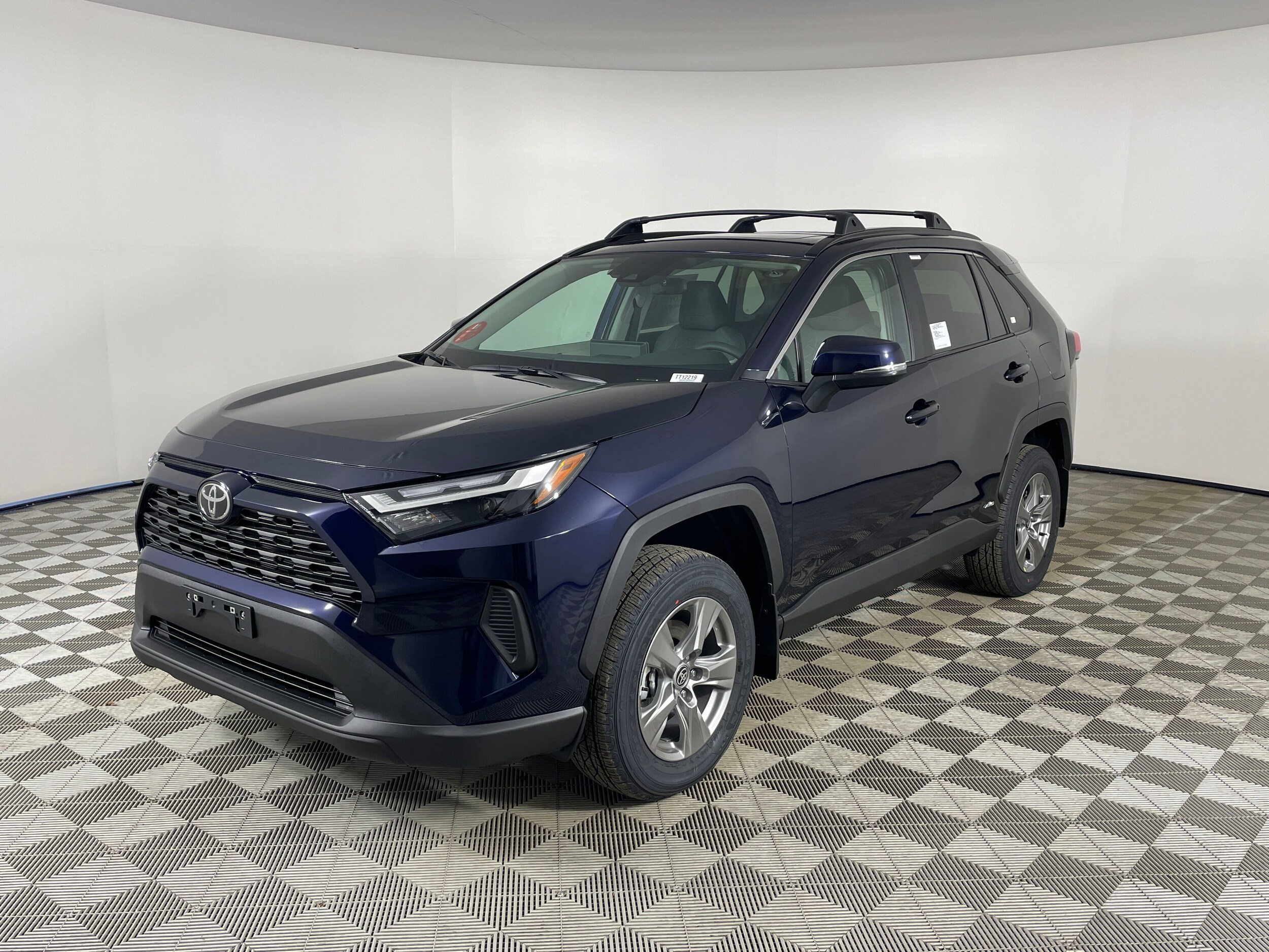 2025 Toyota RAV4 Hybrid XLE AWD SUV 