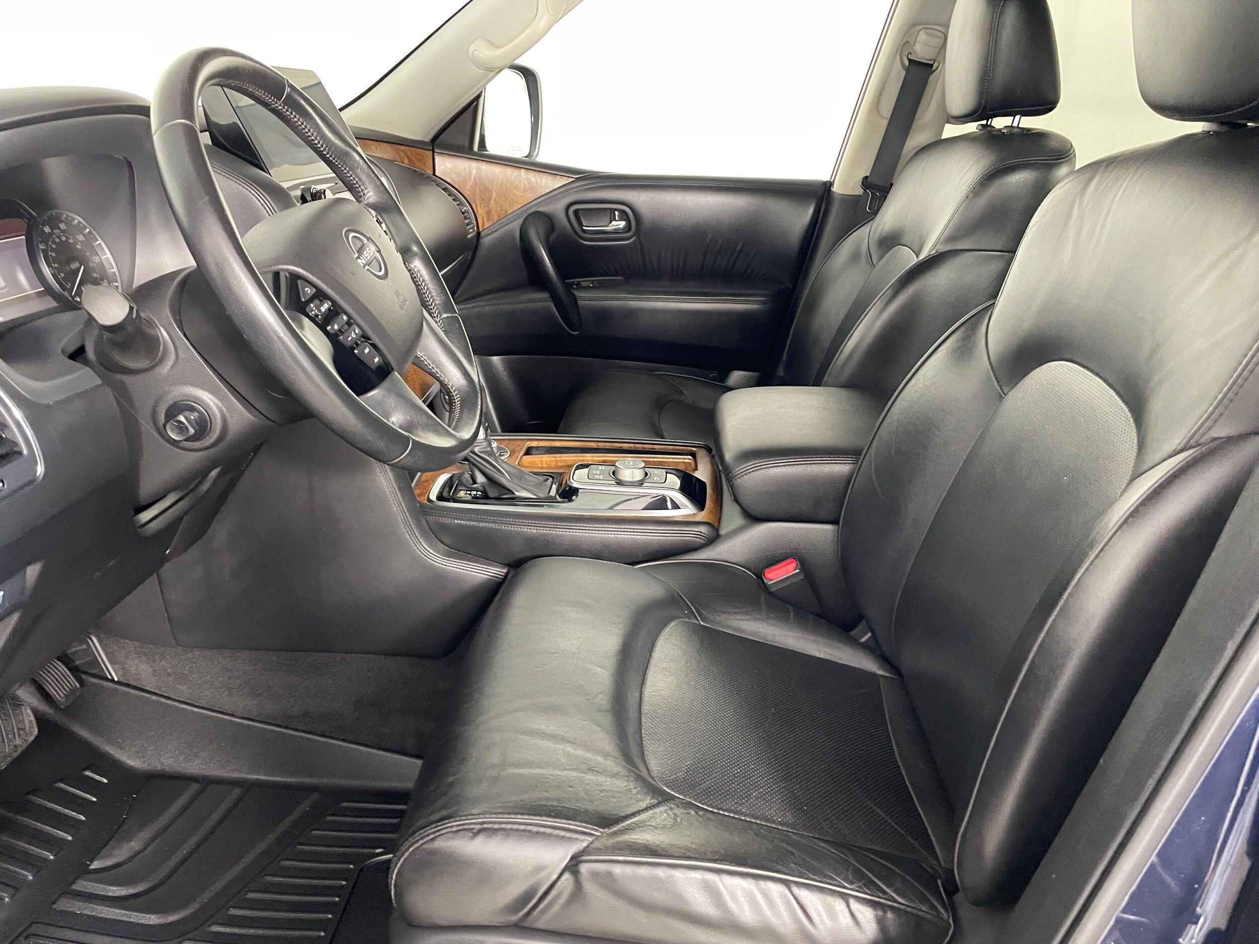 2021 Nissan Armada SL photo 3
