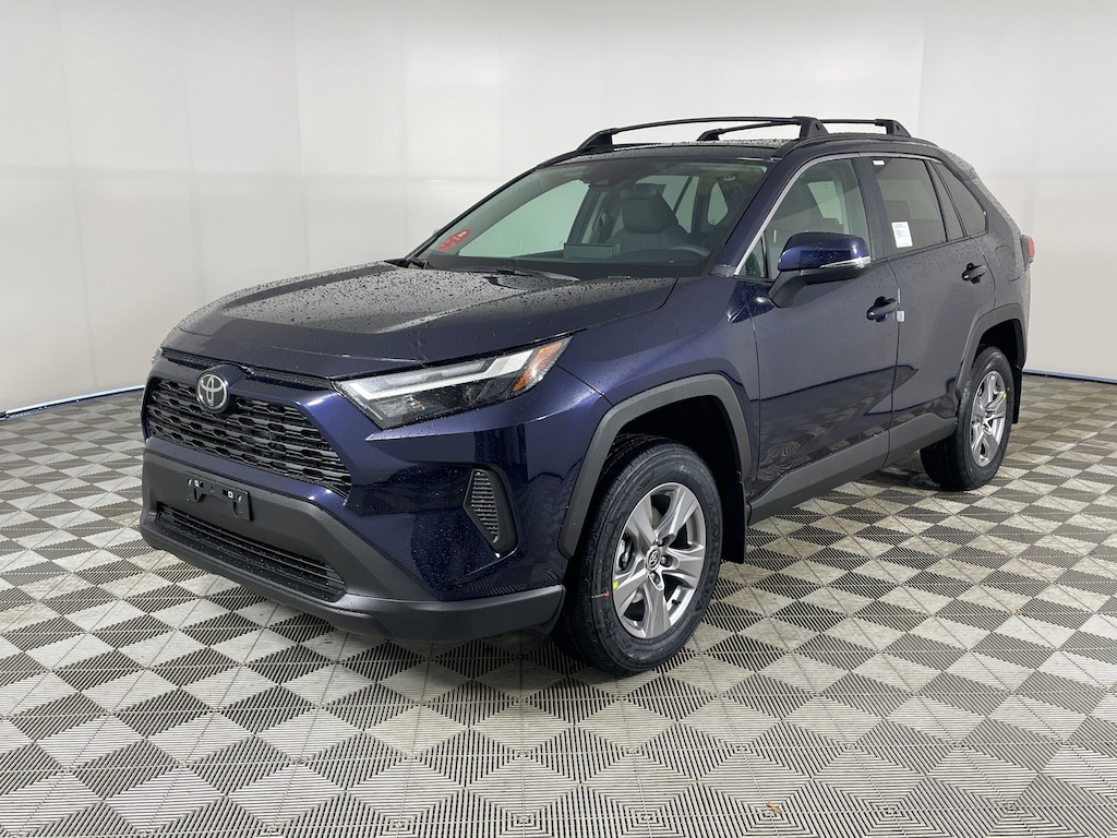 New 2025 Toyota RAV4 XLE XLE AWD SUV