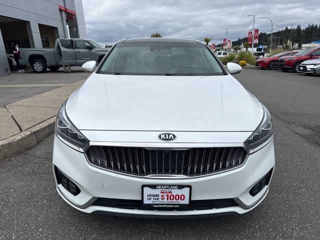 2017 Kia Cadenza Limited photo 2