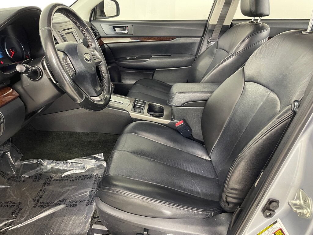 Used 2013 Subaru Legacy 2.5i Limited w/Moonroof Sedan