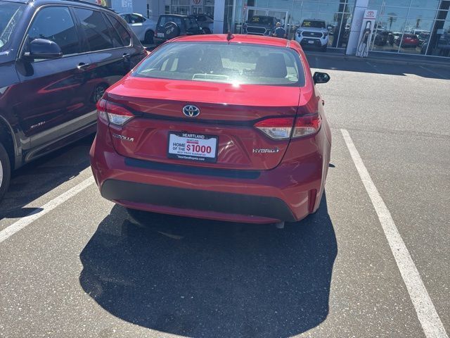 2021 Toyota Corolla Hybrid LE photo 6