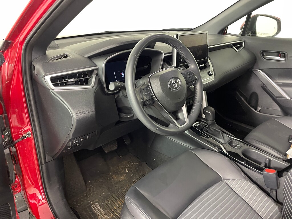 Used 2024 Toyota Corolla Cross Hybrid XSE SUV