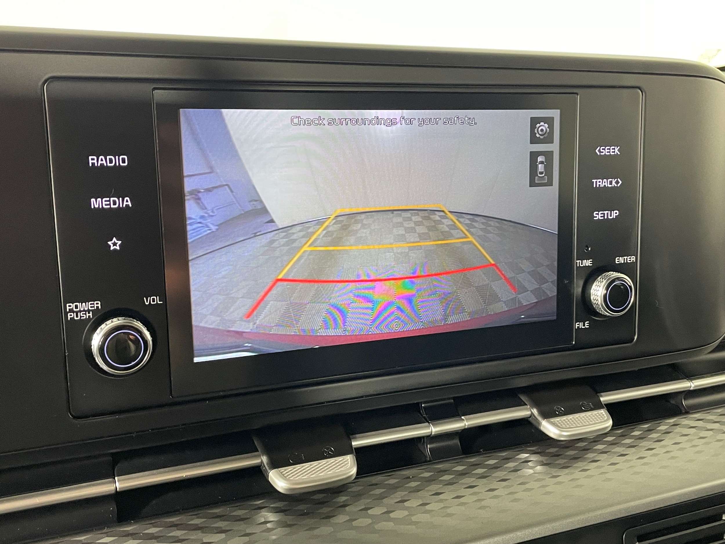 2022 Kia Carnival LXS photo 3