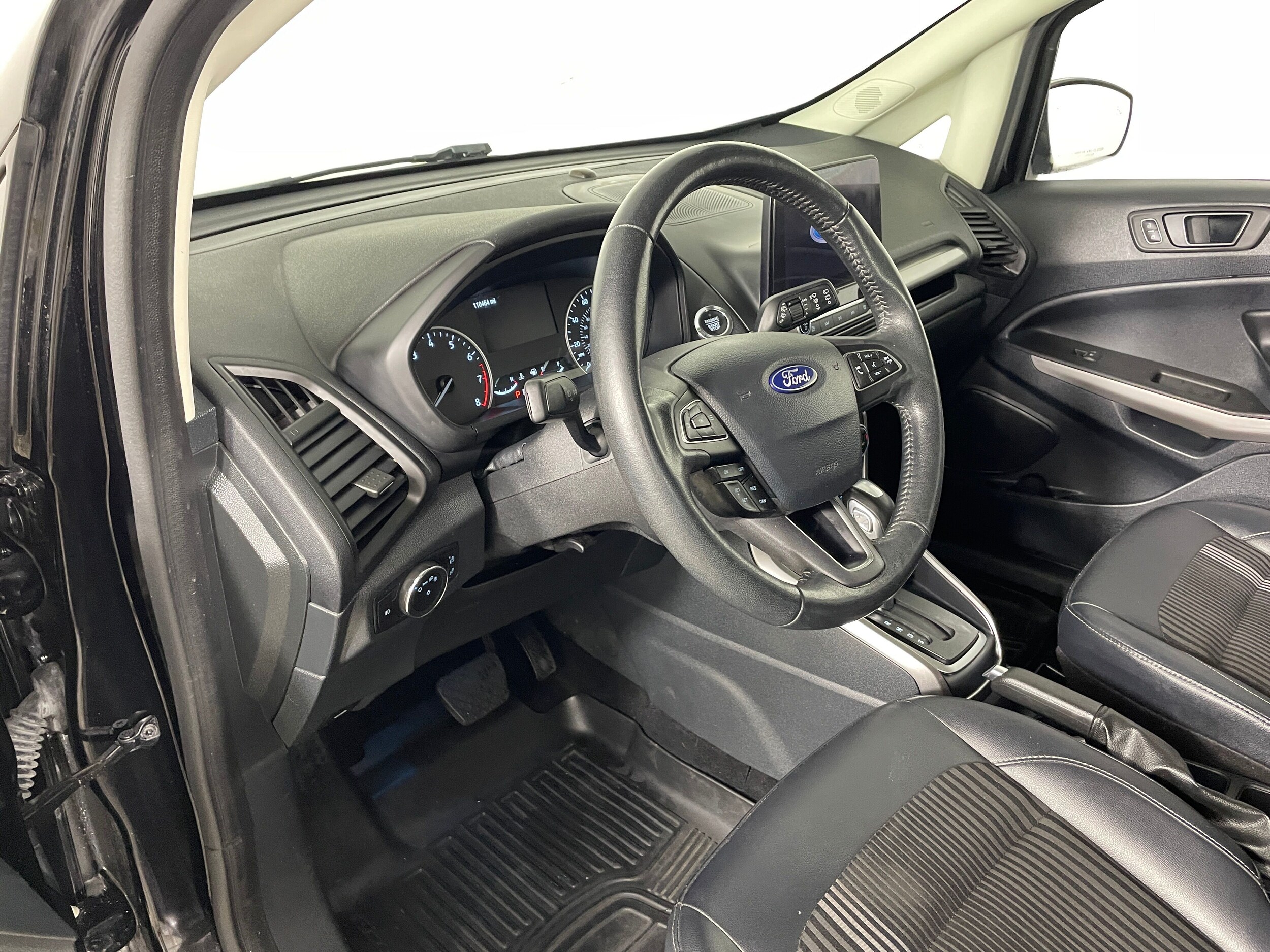 2020 Ford EcoSport SES photo 3