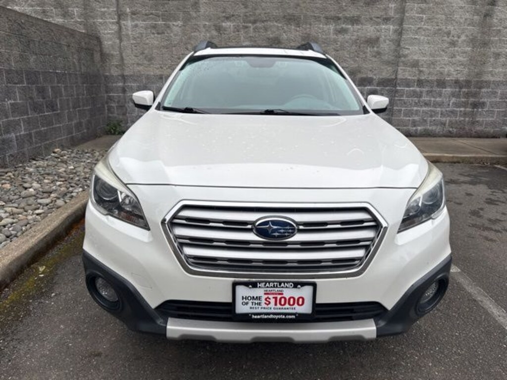 Used 2015 Subaru Outback 2.5i Limited w/Moonroof/KeylessAccess/Nav/EyeSight SUV