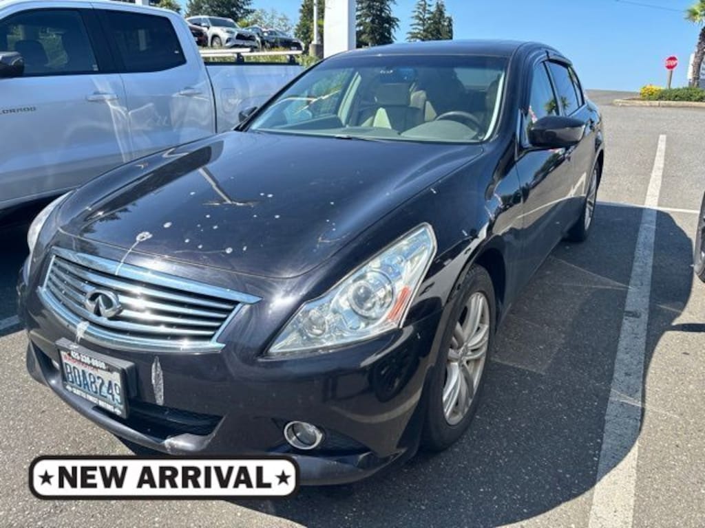 Used 2012 INFINITI G37x AWD Sedan