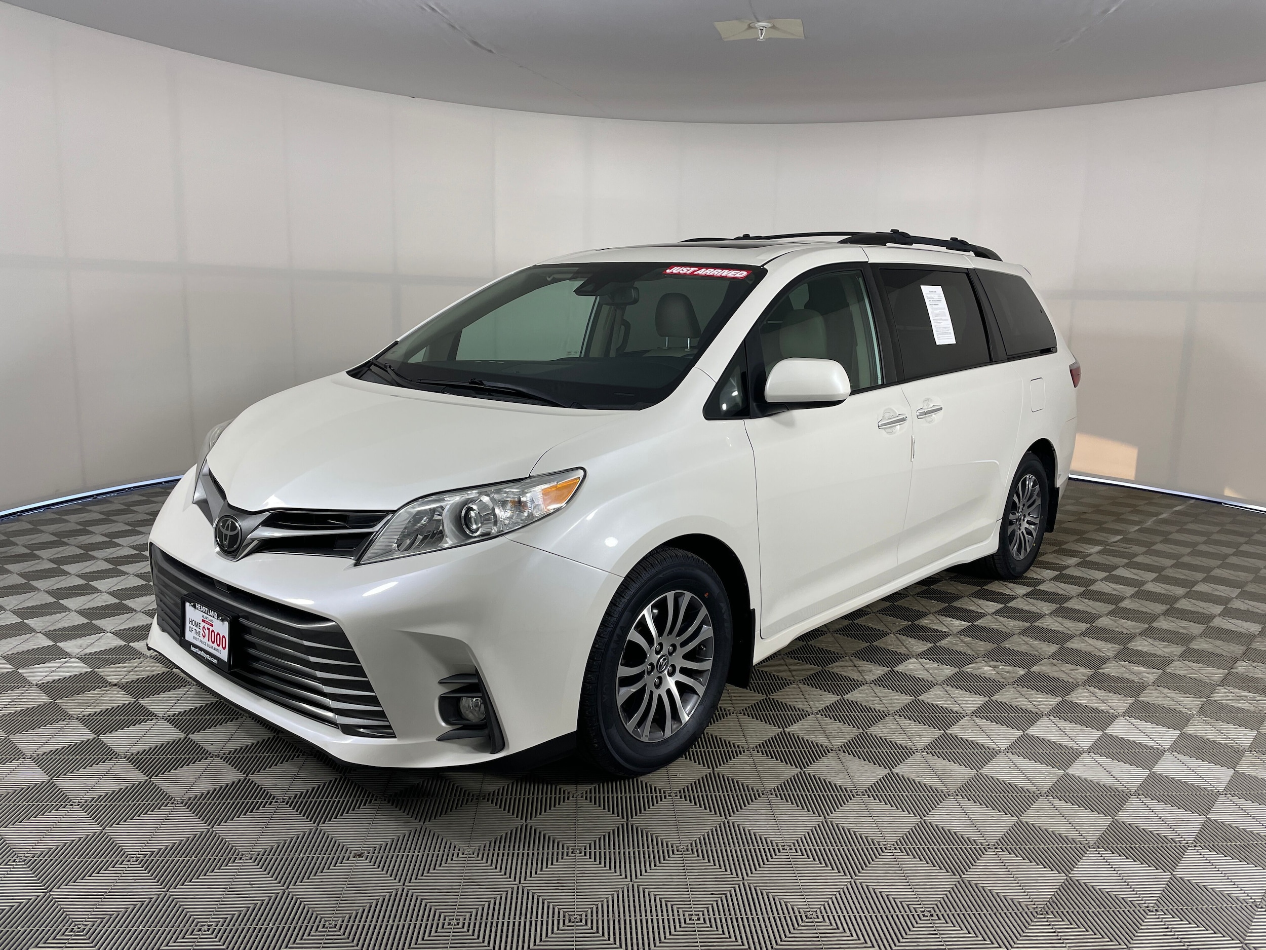 2020 Toyota Sienna Van 