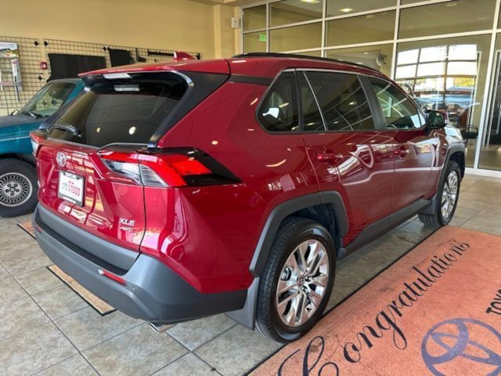 Used 2025 Toyota RAV4 XLE Premium SUV