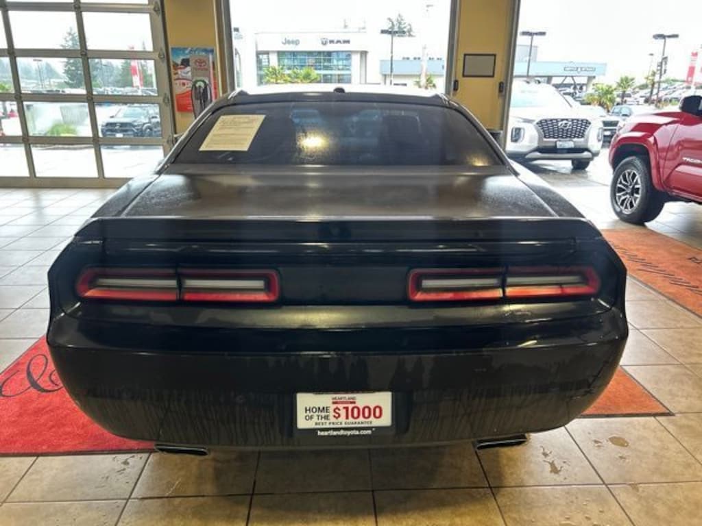 Used 2014 Dodge Challenger SXT Coupe