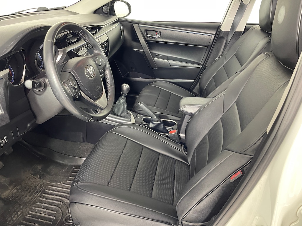 Used 2016 Toyota Corolla LE Sedan