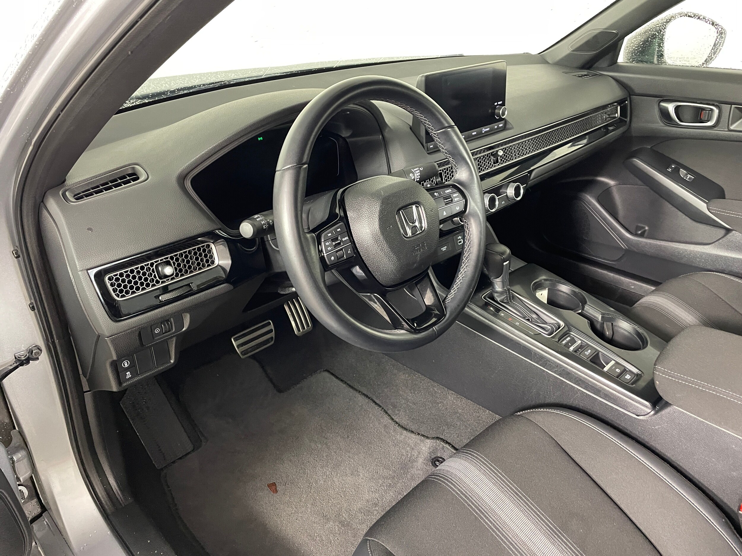 2022 Honda Civic Sport photo 3