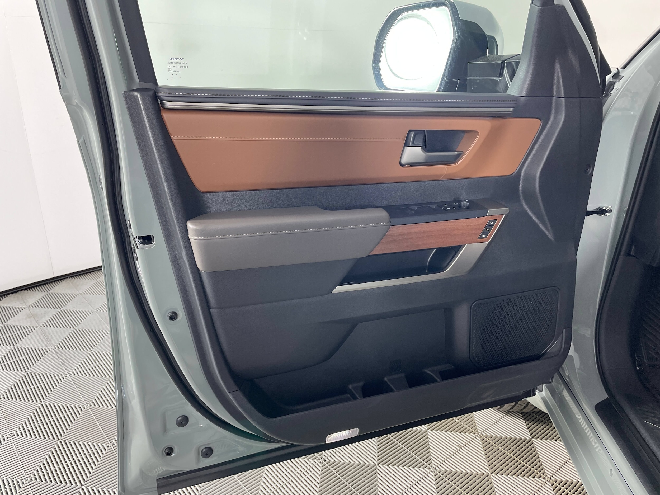 2026 Toyota Tundra 1794 Edition - Photo 5
