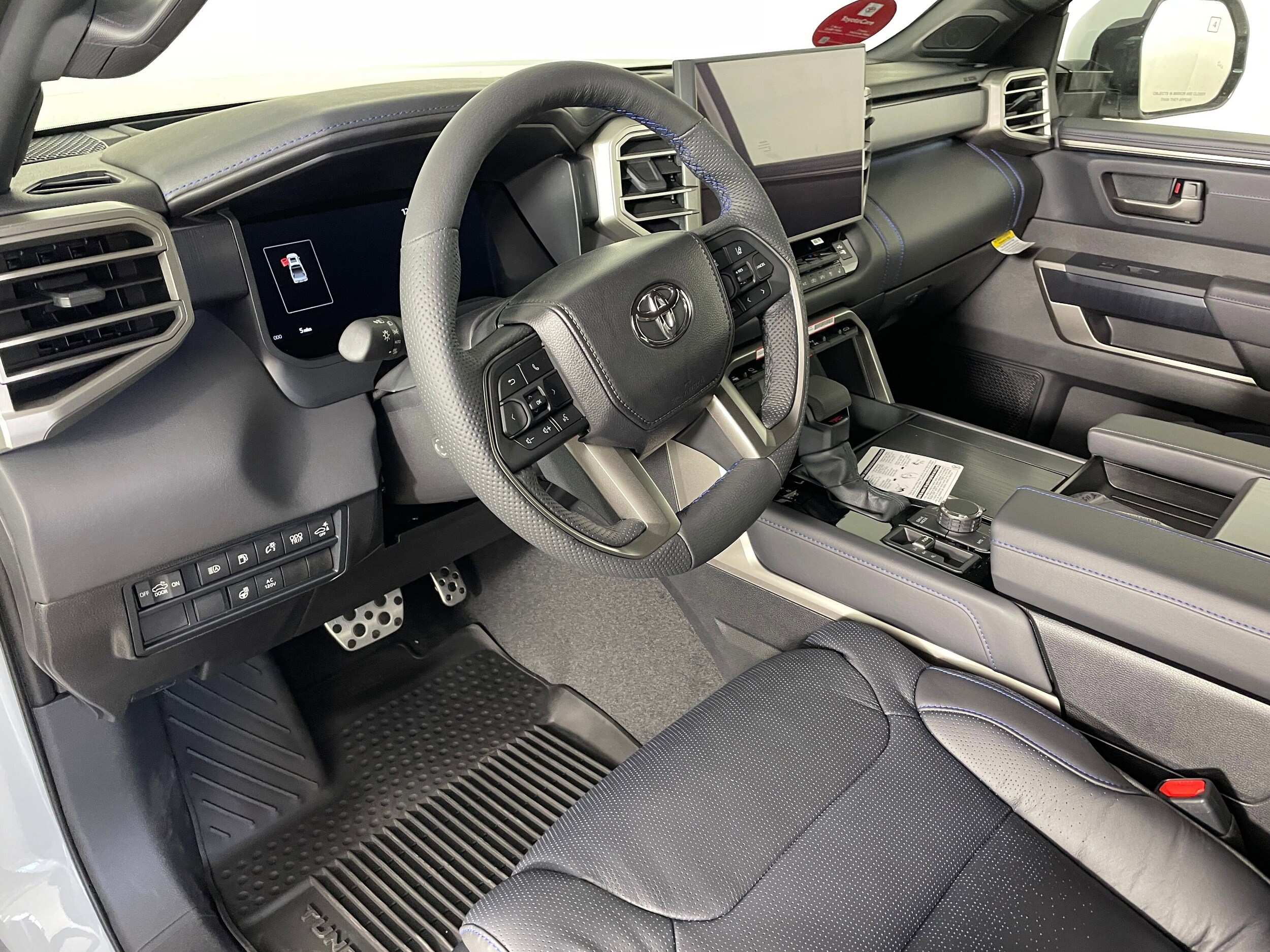 2026 Toyota Tundra Platinum CrewMax photo 2