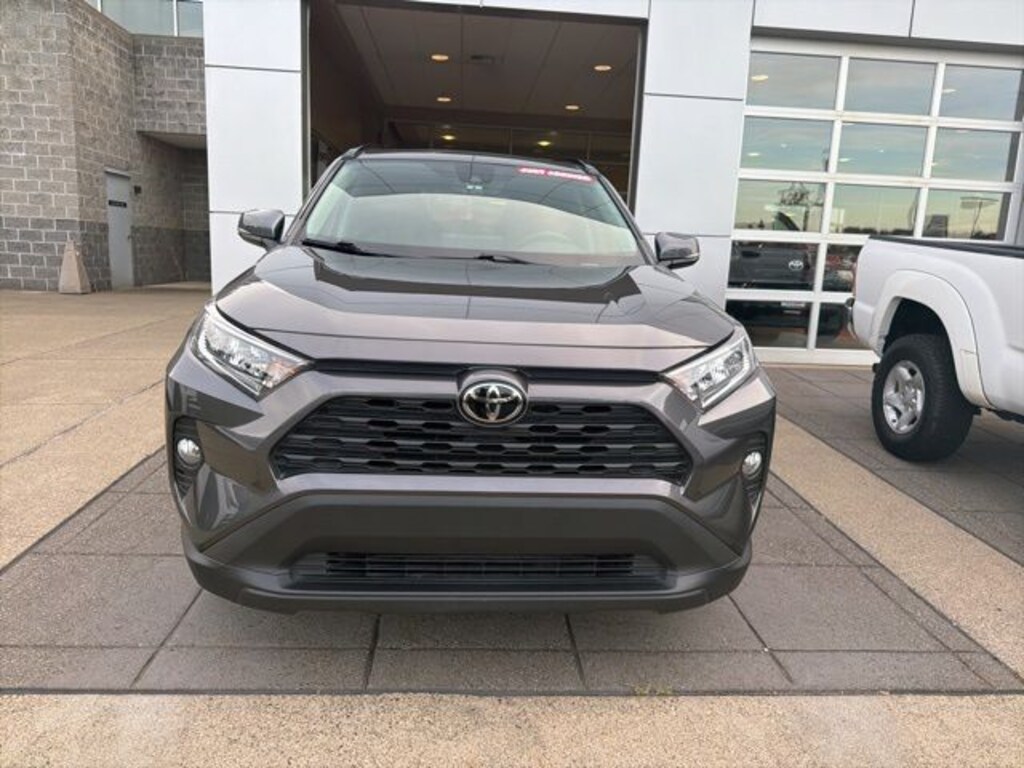 Used 2021 Toyota RAV4 XLE SUV
