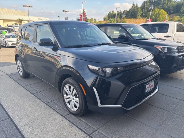 2023 Kia Soul LX photo 4