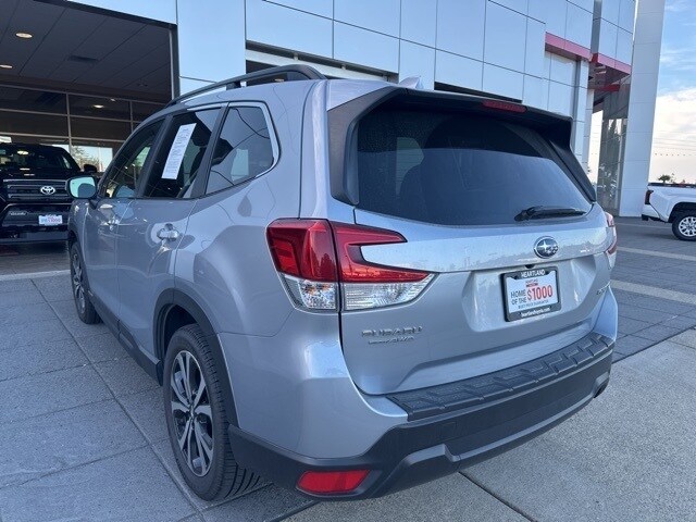 2020 Subaru Forester Limited photo 2