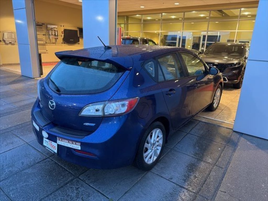 Used 2013 Mazda Mazda3 i Grand Touring Hatchback