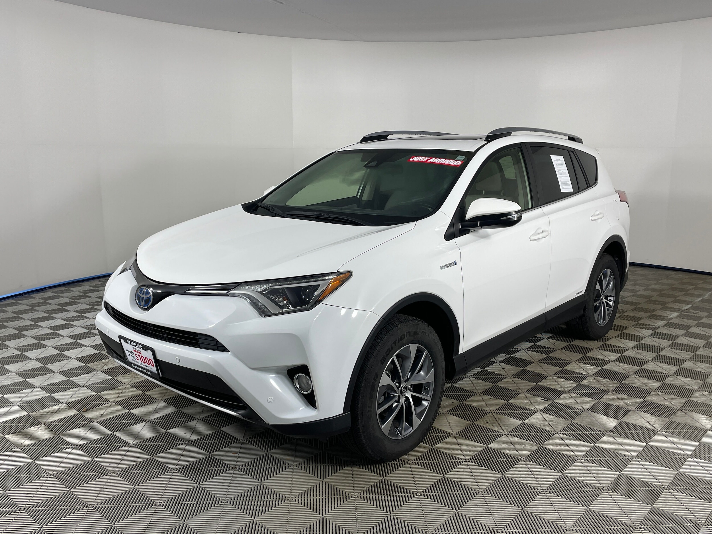2018 Toyota RAV4 Hybrid SUV 