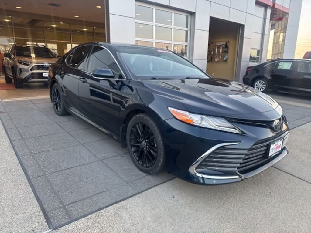 Used 2021 Toyota Camry XLE Sedan