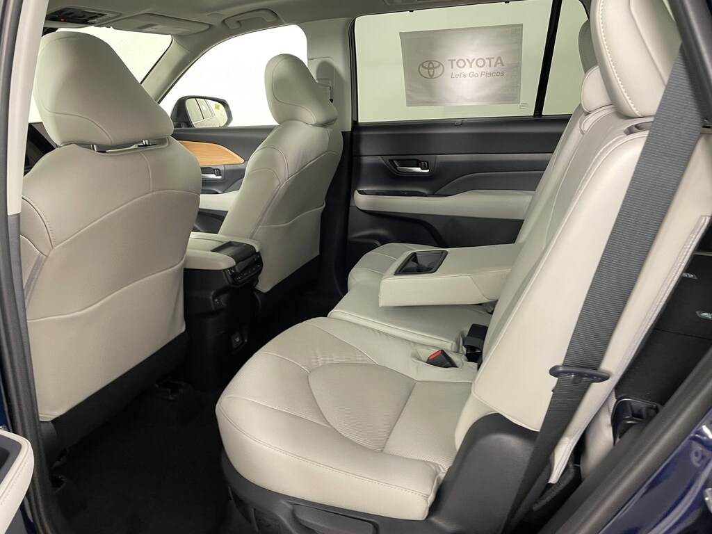 New 2026 Toyota Grand Highlander Hybrid Limited LIMITED HYBRID AWD