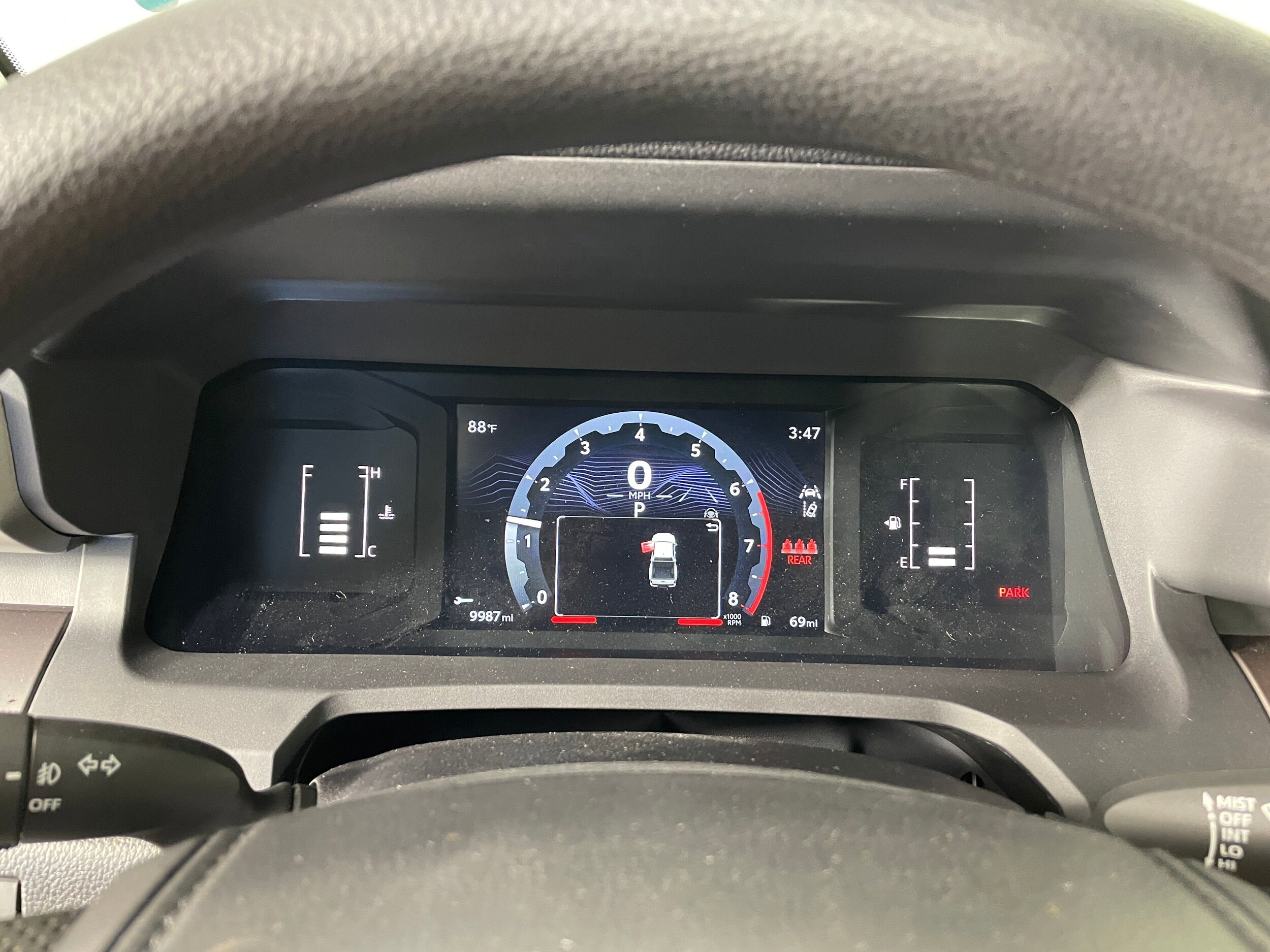 2025 Toyota Tacoma SR5 4x4 Long Bed photo 2