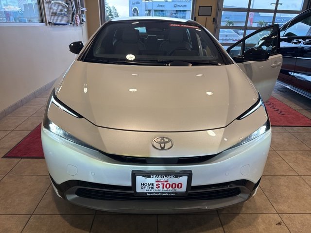 2024 Toyota Prius XLE photo 2