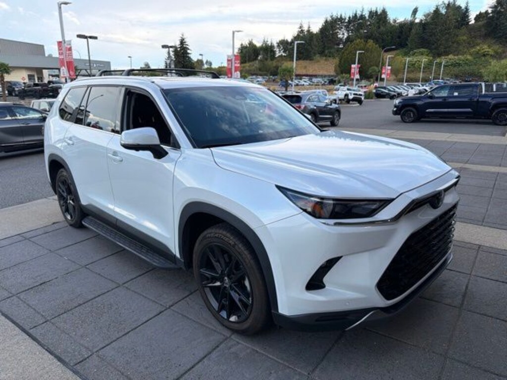 Used 2024 Toyota Grand Highlander SUV