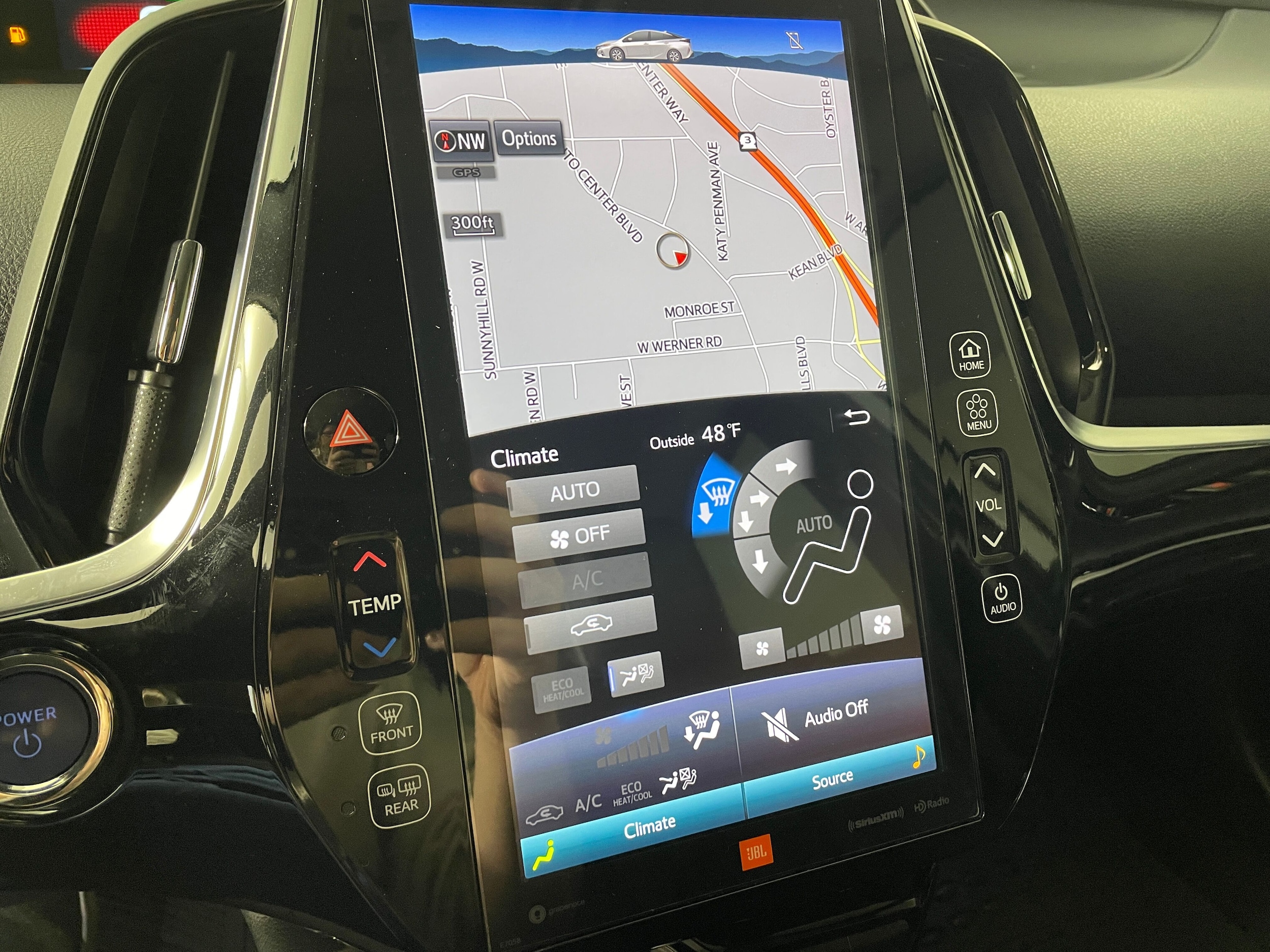 2021 Toyota Prius Prime Limited - Photo 8