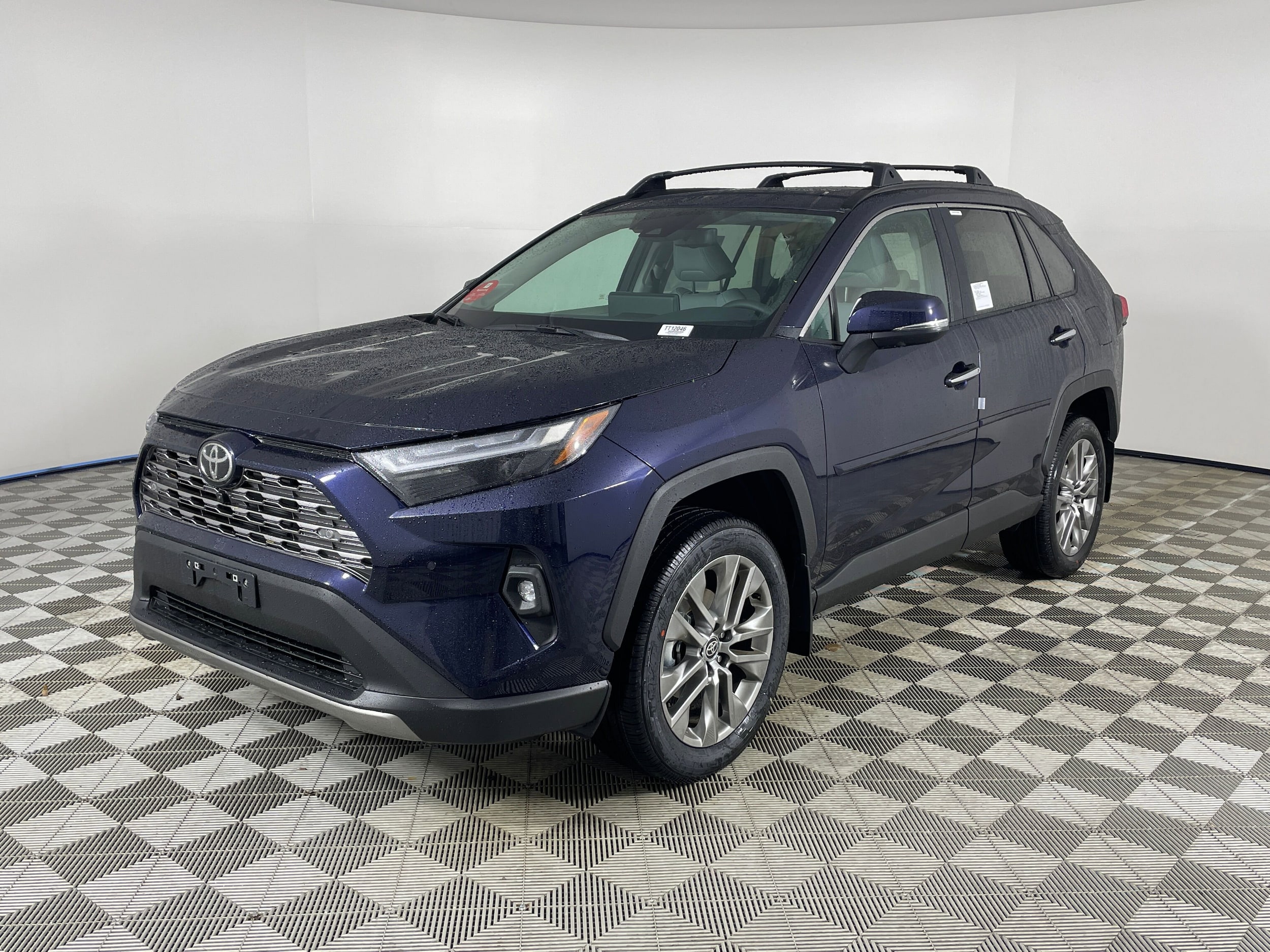 2025 Toyota RAV4 Limited's photo