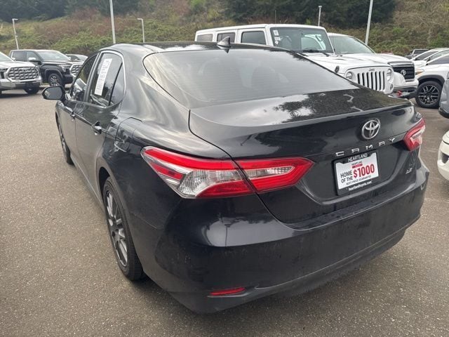 2019 Toyota Camry LE photo 4