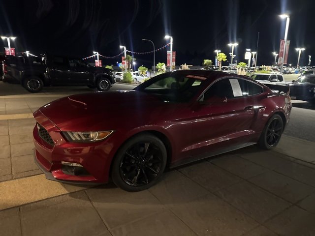 2017 Ford Mustang EcoBoost photo 3