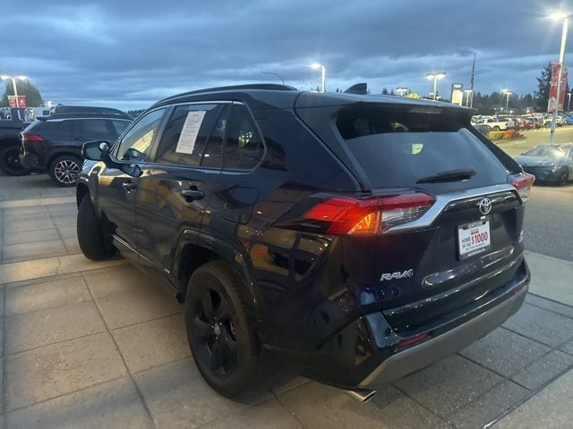 2020 Toyota RAV4 Hybrid XSE photo 6