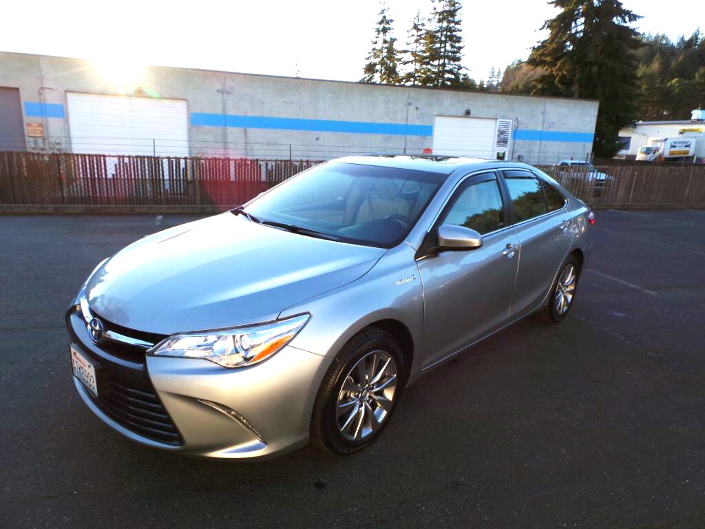 2015 Toyota Camry Hybrid XLE