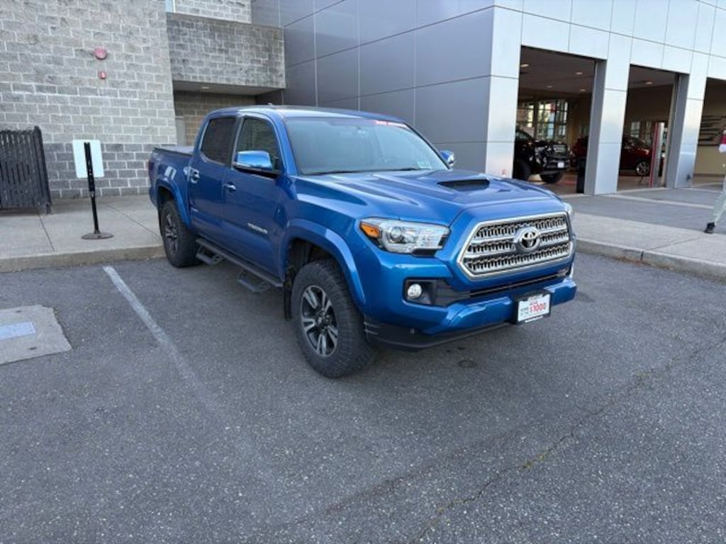 Used 2017 Toyota Tacoma TRD Sport V6 Truck Double Cab