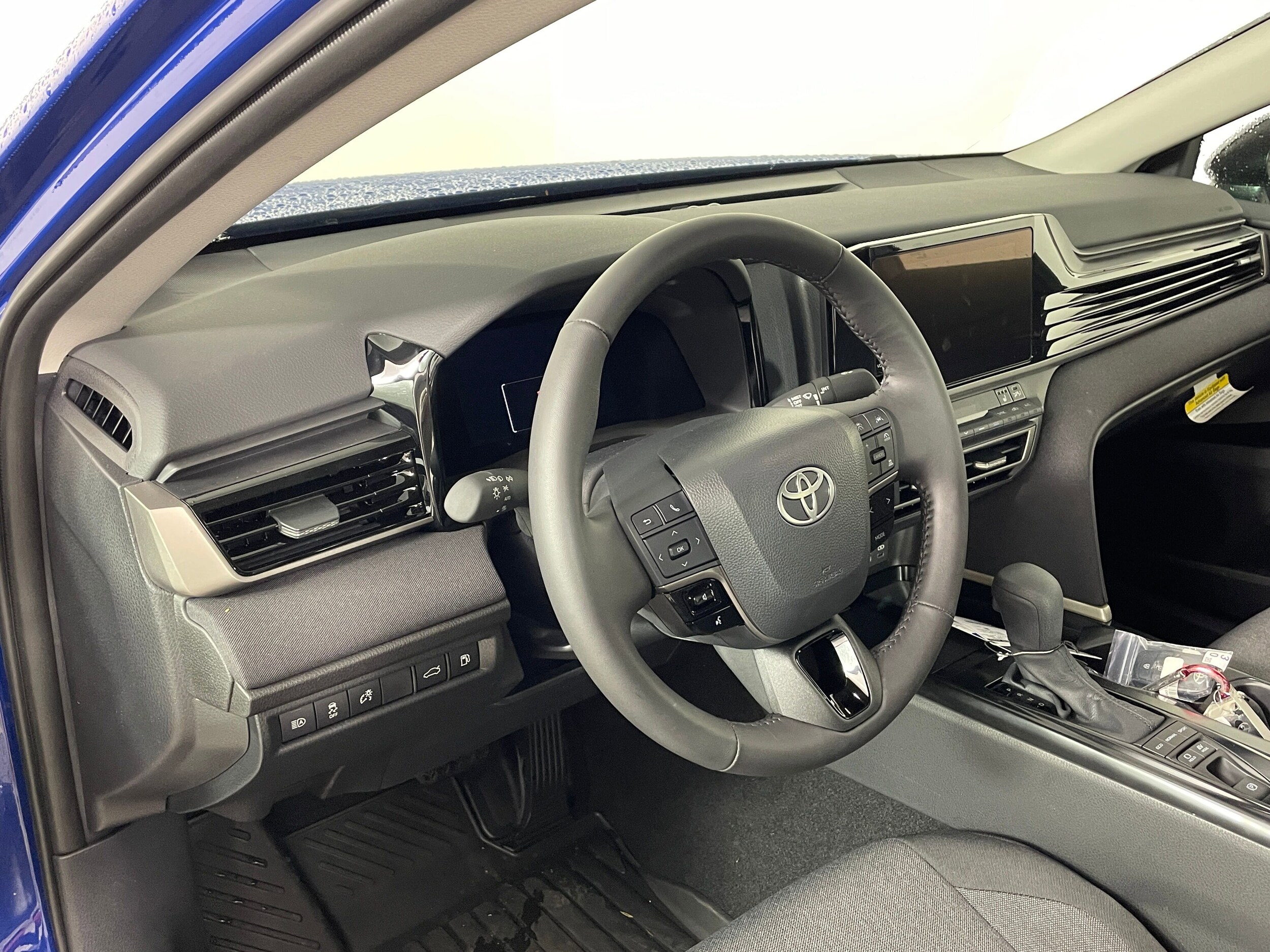 2026 Toyota Camry LE photo 2