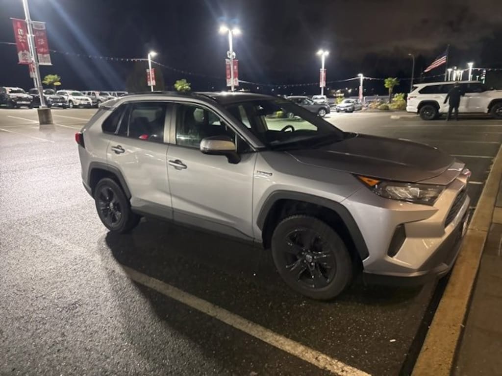 Used 2019 Toyota RAV4 Hybrid LE SUV