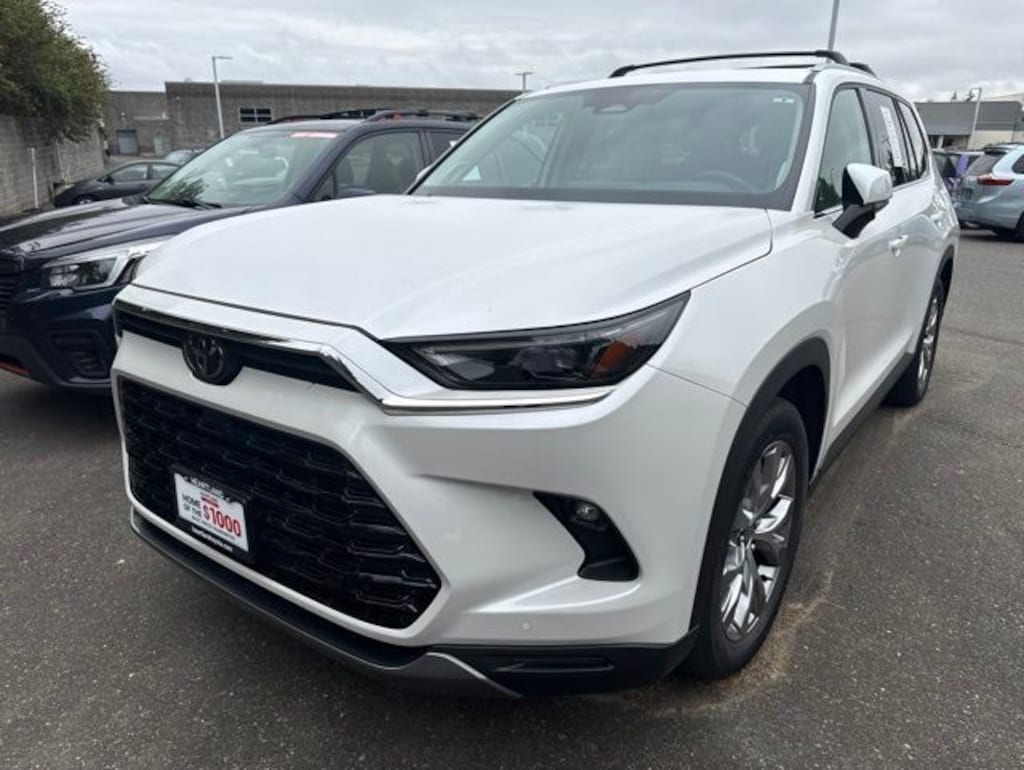 Used 2024 Toyota Grand Highlander Limited SUV