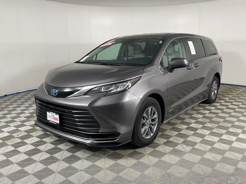 Certified 2021 Toyota Sienna LE 8 Passenger Van