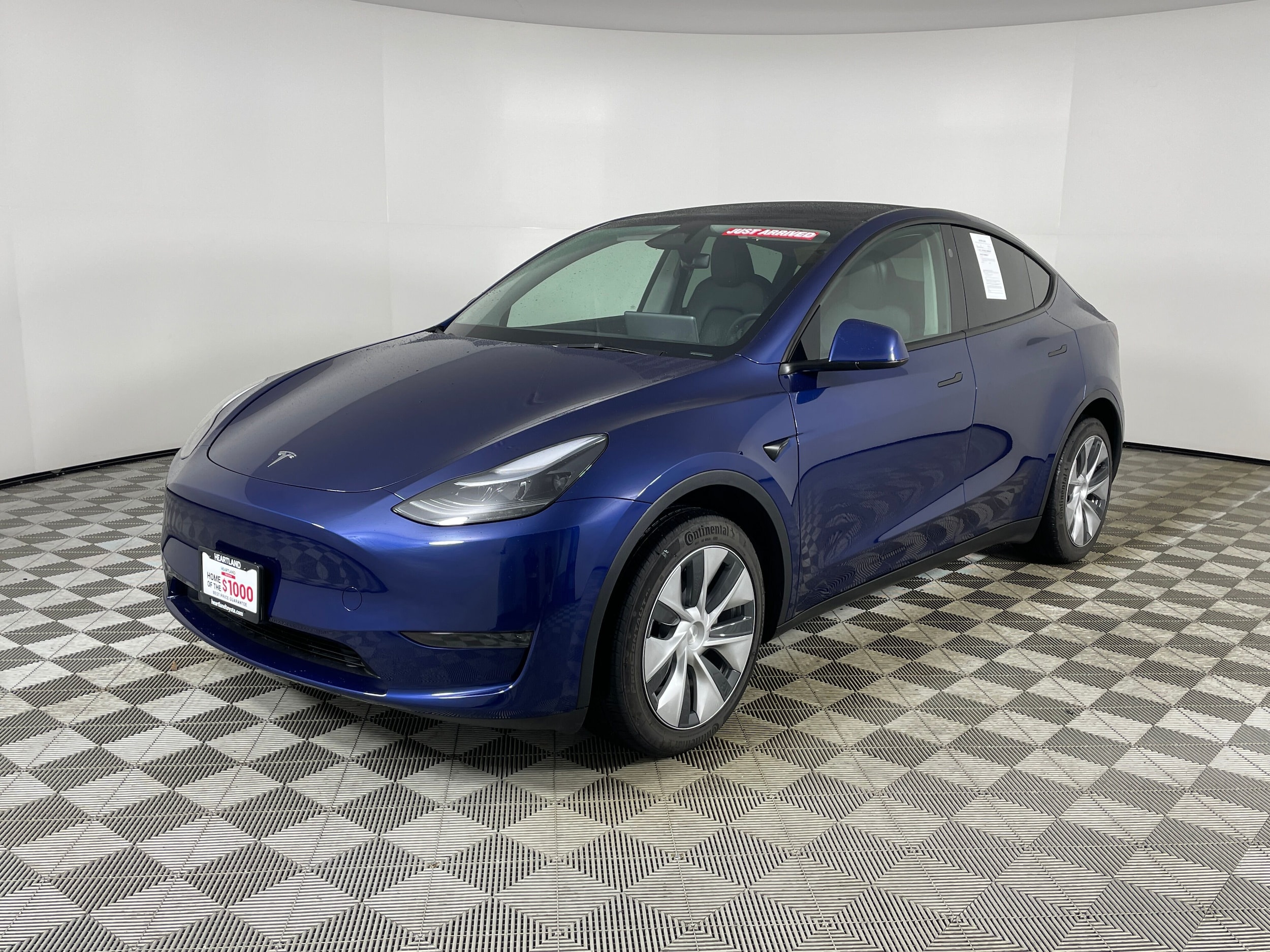2024 Tesla Model Y Long Range's photo