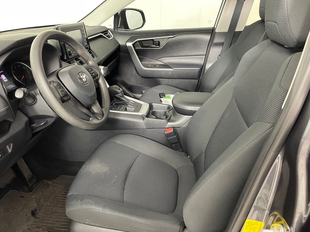 Used 2021 Toyota RAV4 LE SUV