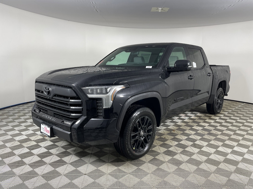 New 2026 Toyota Tundra Limited LIMITED CREWMAX 5.5