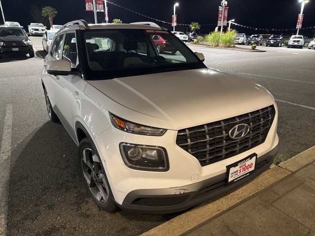 2022 Hyundai Venue SEL