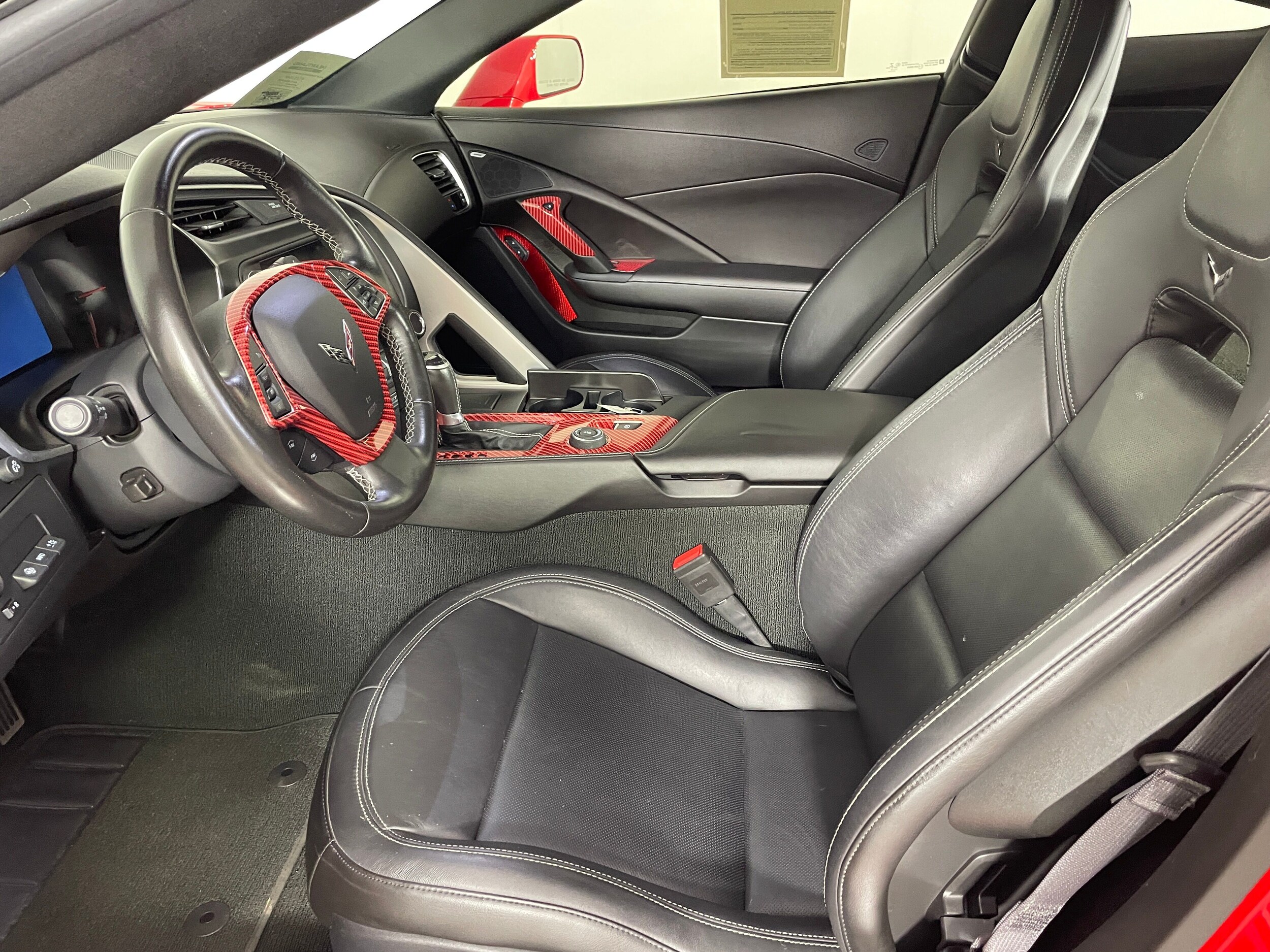 2015 Chevrolet Corvette Stingray Coupe photo 2