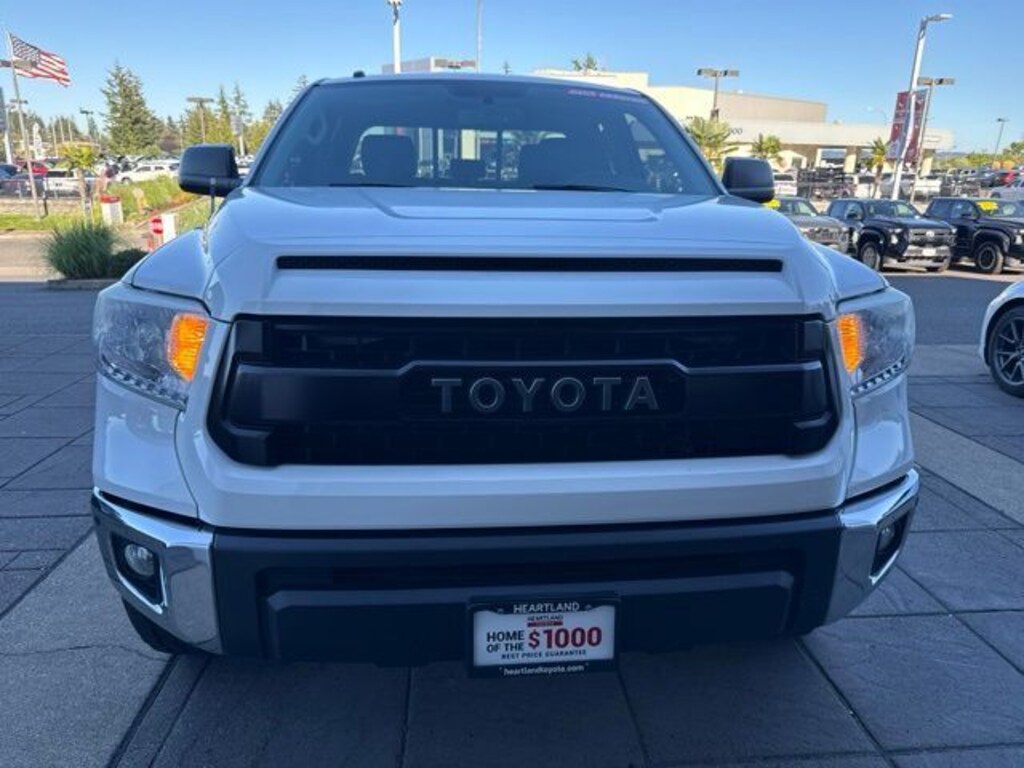 Used 2017 Toyota Tundra SR5 5.7L V8 w/FFV Truck Double Cab