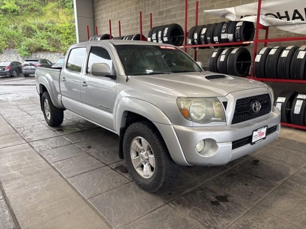 Used 2011 Toyota Tacoma Base V6 Truck Double Cab