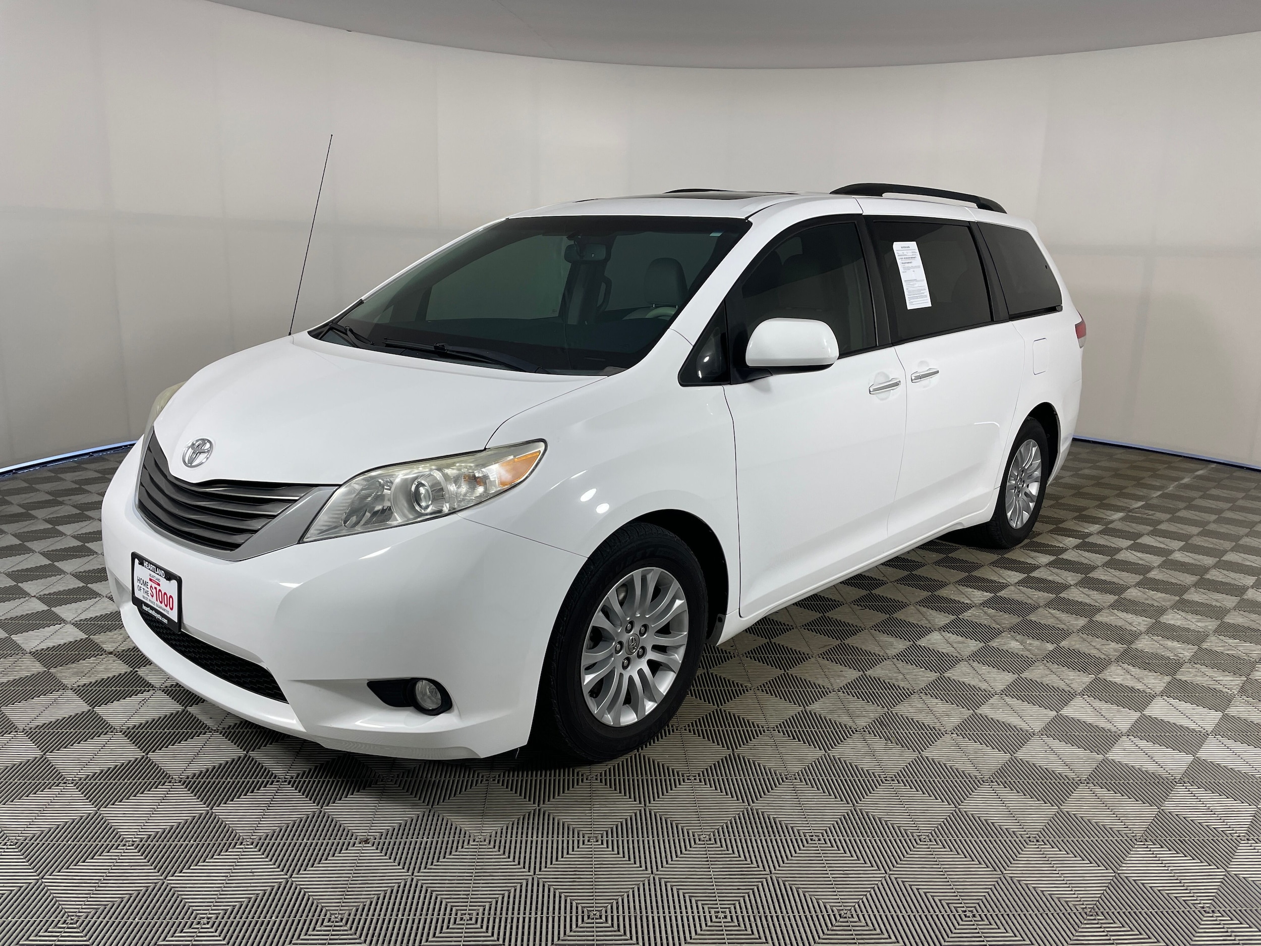 2013 Toyota Sienna Van 