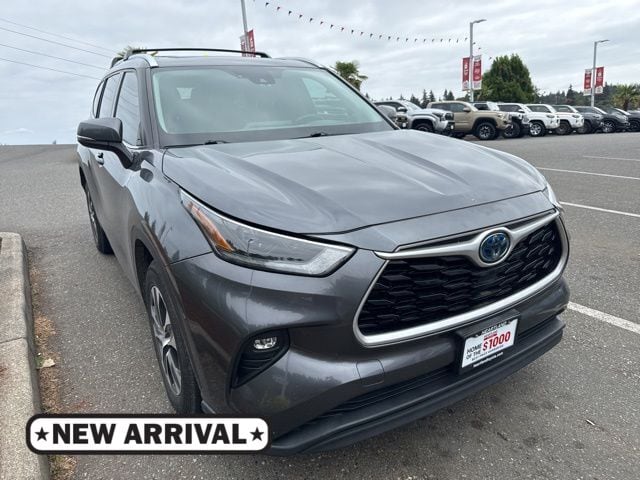 2021 Toyota Highlander XLE Hybrid 4x2's photo